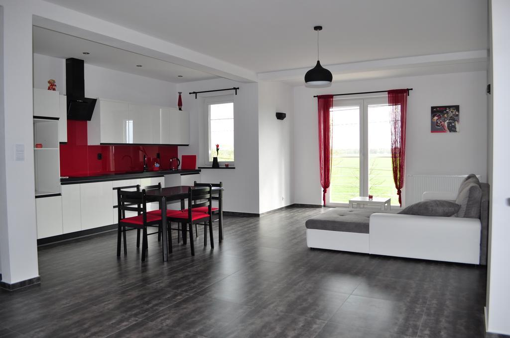 Apartament Scorpion Modlin Czosnów 外观 照片
