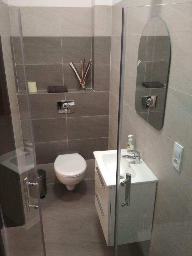 Apartament Scorpion Modlin Czosnów 外观 照片